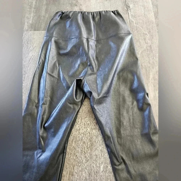 Aritzia Wilfred Free Daria High Waisted Vegan Leather‎ Pant Sz S - Picture 7 of 8